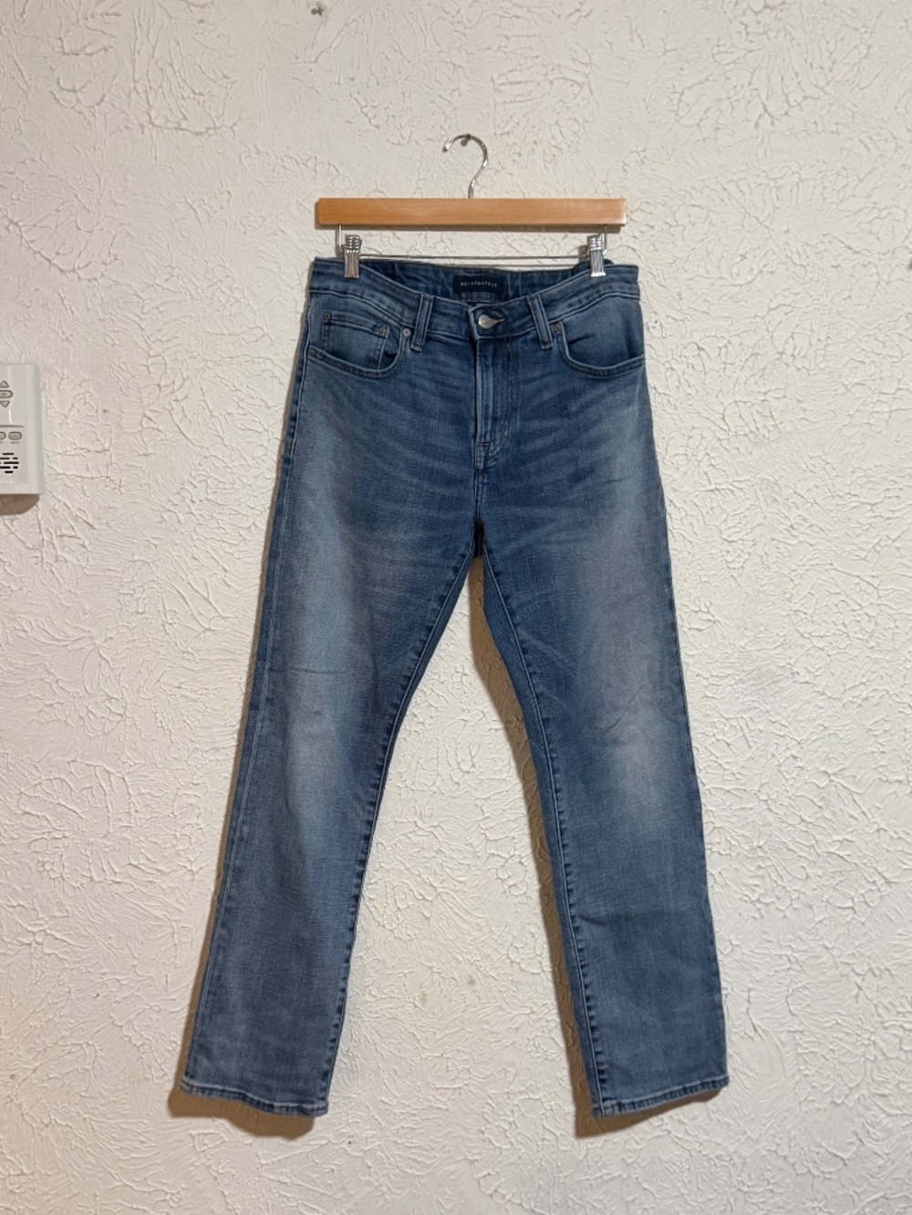 Aeropostale Straight Leg Jeans Mens 32x30 Light Wash Denim